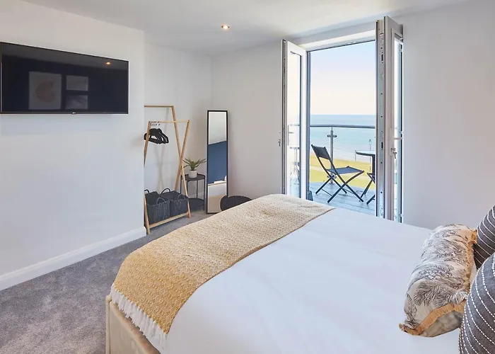 Host & - The Waves Whitby